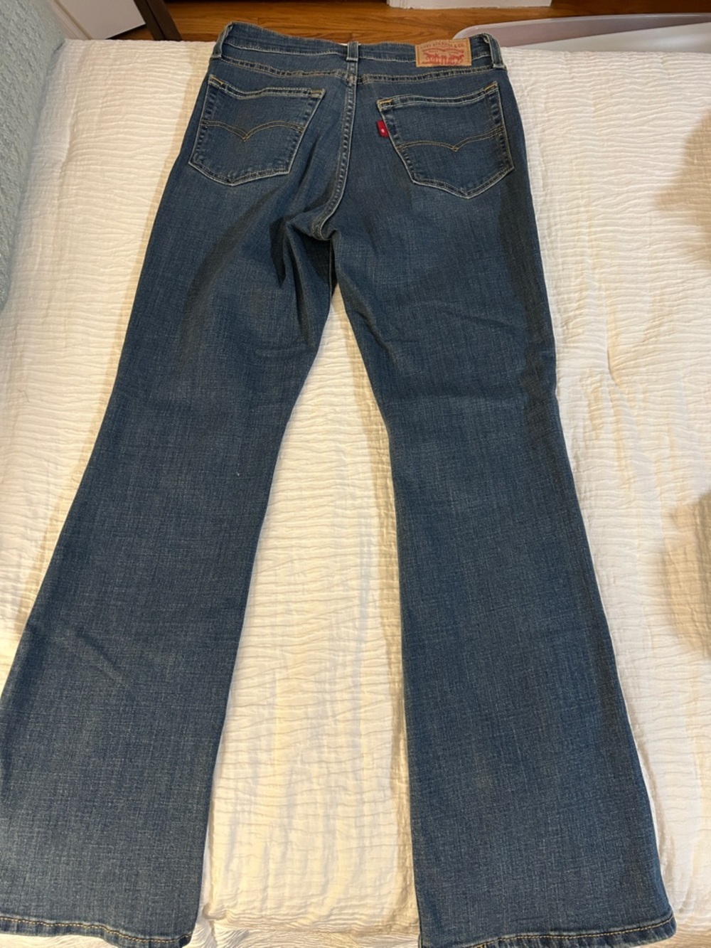 Levi's 725 High Rise Boot Cut - Picture 4 of 5